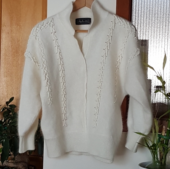 JB & co 70% Angora Dolman Sleeve Sweater in Ivory - Picture 1 of 5